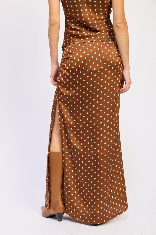 Emory Park Ruched Satin Maxi Skirt in Brown with Polka Dots and Side Slit for Stylish Comfort