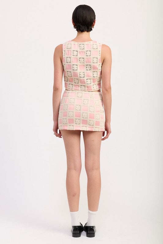 Emory Park Mini Jacquard Skirt in pink and cream checkered pattern worn with matching top from back