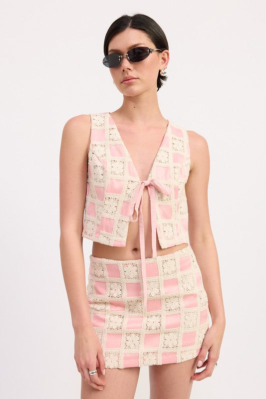 Emory Park Mini Jacquard Skirt in pink and cream check pattern paired with matching sleeveless top
