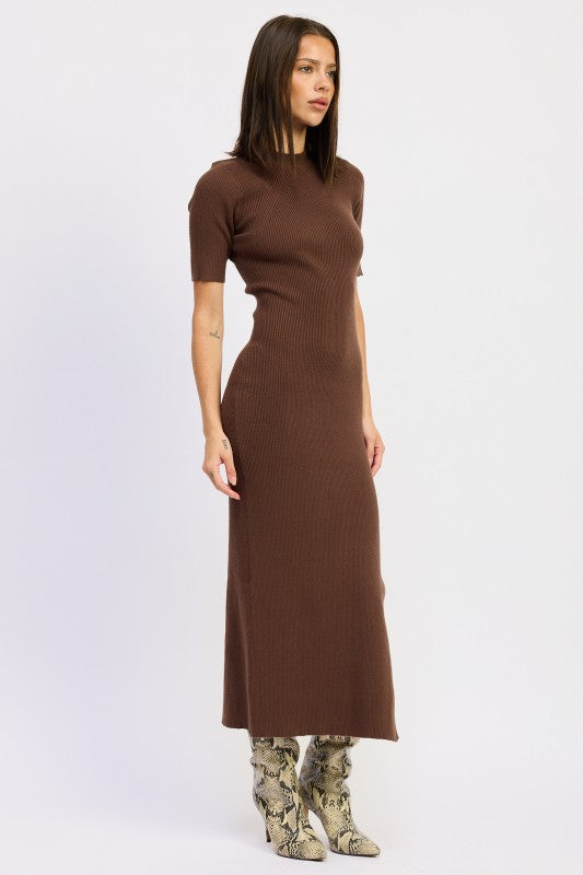Emory Park Ribbed Sweater Midi Dress in Brown with Short Sleeves for a Stylish Look