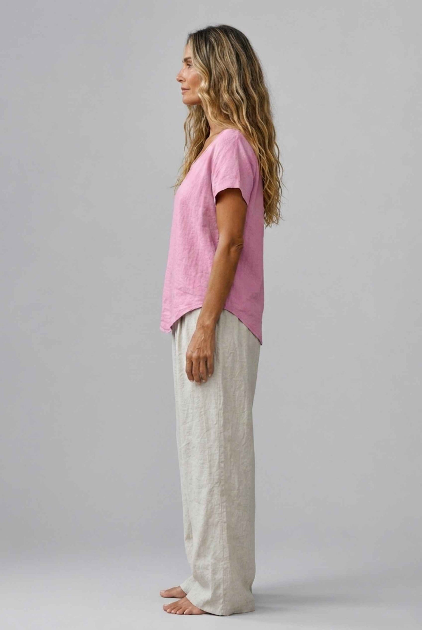 Virtual Model Wearing The Kira Cotton-Linen Top Relaxed Scoop Neck Short Sleeve Pink Top