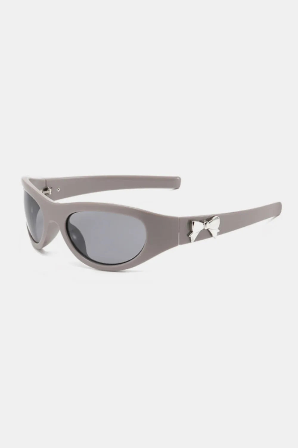 Bow Detail Sunglasses in Gray with Stylish Bow Accent and Dark Lenses