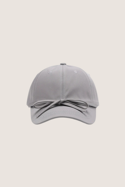 Classic cotton baseball cap in gray with adjustable strap and stylish design