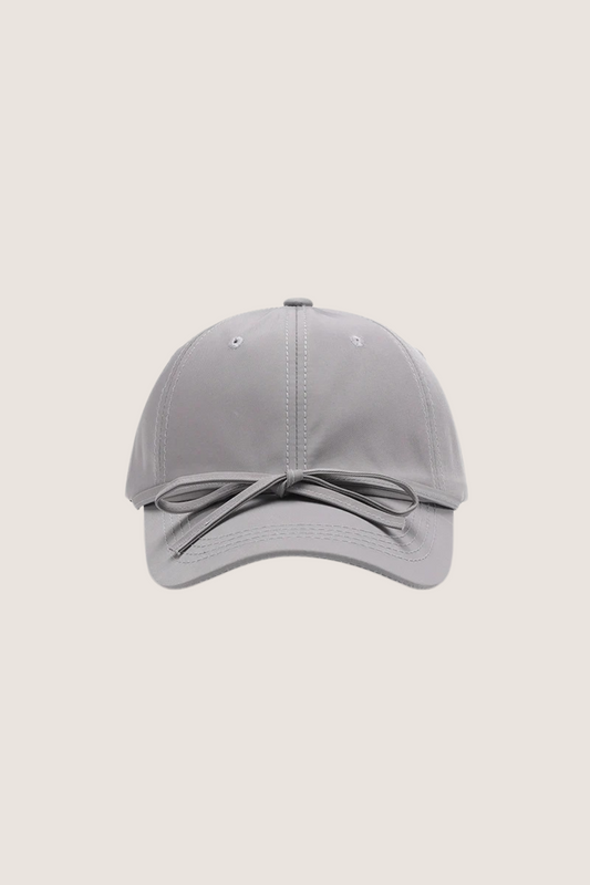 Classic cotton baseball cap in gray with adjustable strap and stylish design
