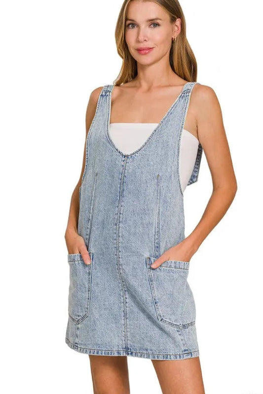 Denim Mini Dress with Classic Pocket Design and Casual Sleeveless Style