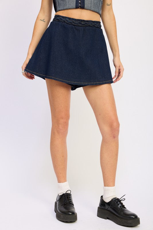 Emory Park denim skort with elastic waistband featuring a stylish flared design for a comfortable fit