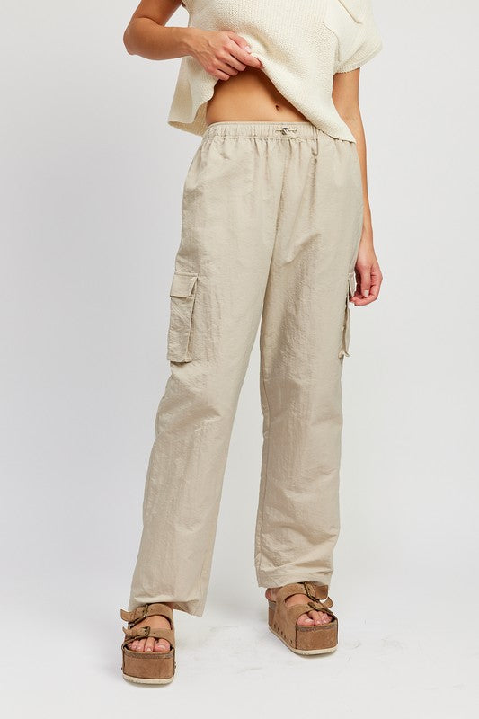 Emory Park beige cargo pants in lightweight fabric Straight Leg Pants With Elastic Waistband and side pockets