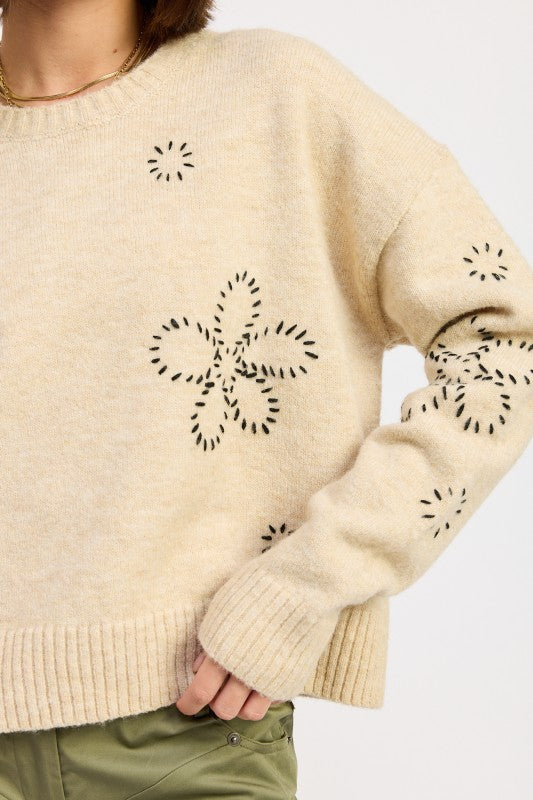 Emory Park Floral Whipstitch Sweater in beige with floral embroidery details for a stylish look