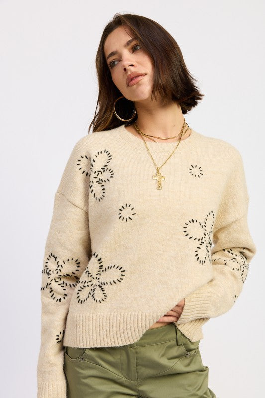 Emory Park Floral Whipstitch Sweater in Beige with Black Floral Embroidery for a Stylish Look