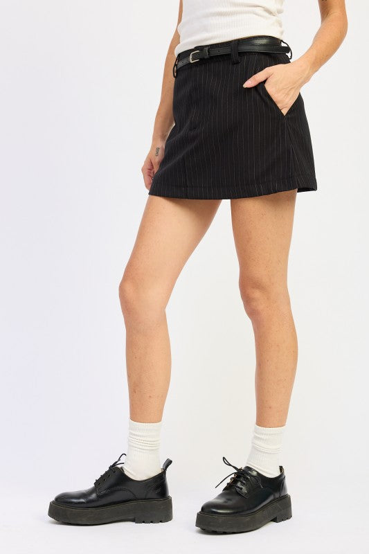 Emory Park Pinstripe Mini Skirt With Belt featuring pockets and a sleek design for stylish outfits