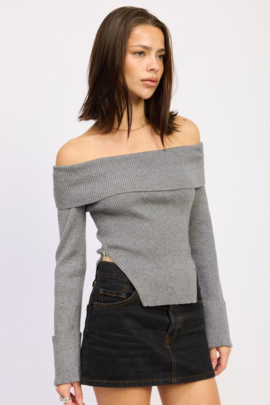 Emory Park model wearing gray Ribbed Off-Shoulder Sweater With Zipper, foldover neckline, long sleeves, side zip detail