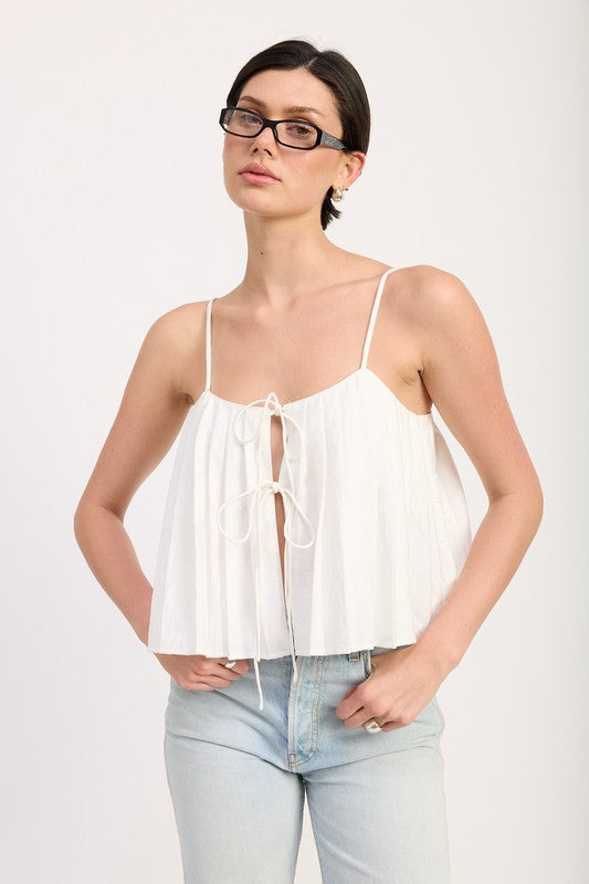 Emory Park white Pleated Tie Front Cami Top with thin straps worn with light blue jeans